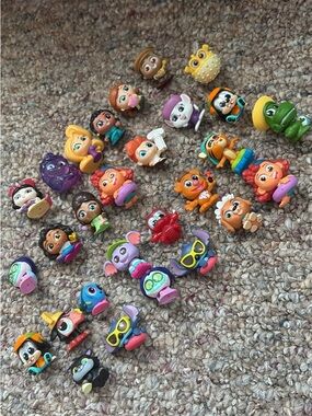 Disney doorables lot